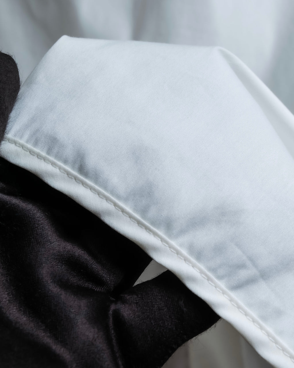 "BALENCIAGA" Gathered design box cut white shirt