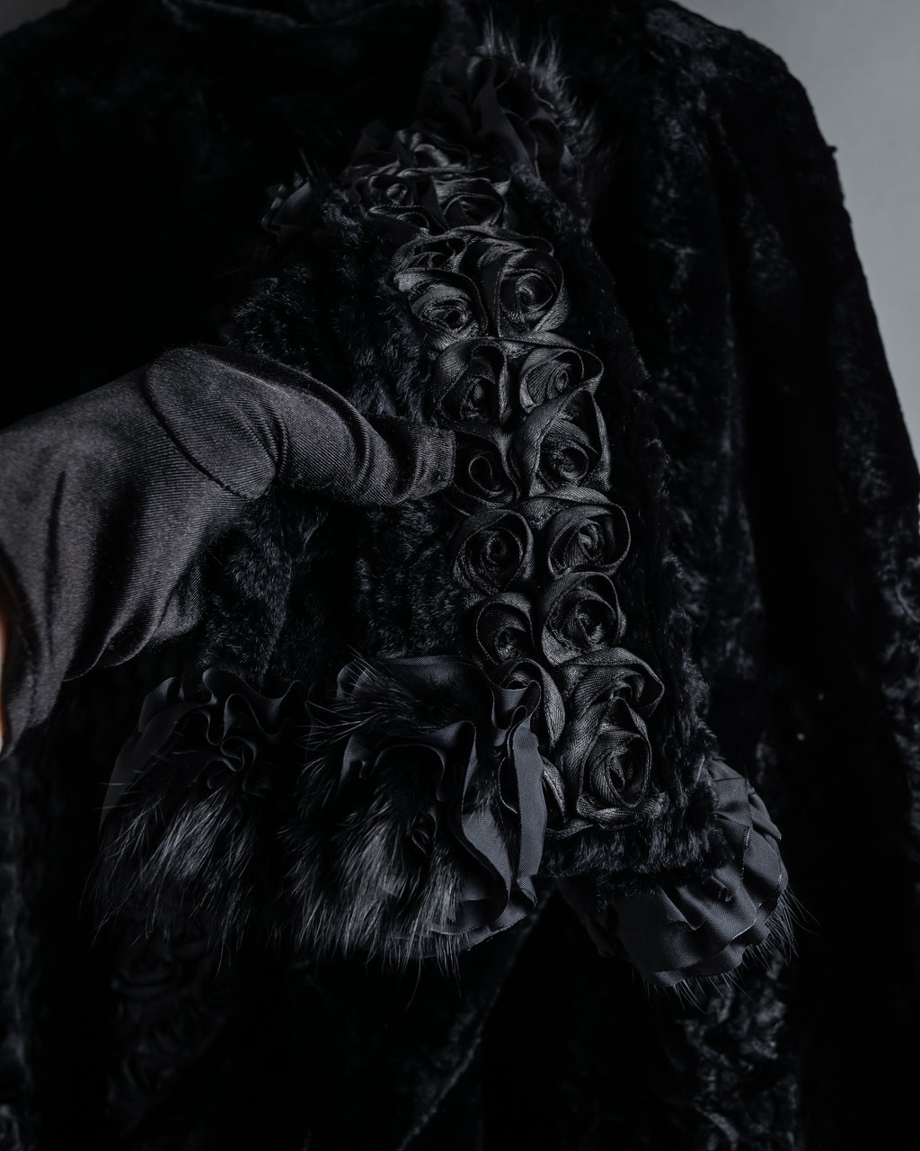 -SPECIAL- "FENDI" 90s Karl Lagerfeld-era lattice fur cape