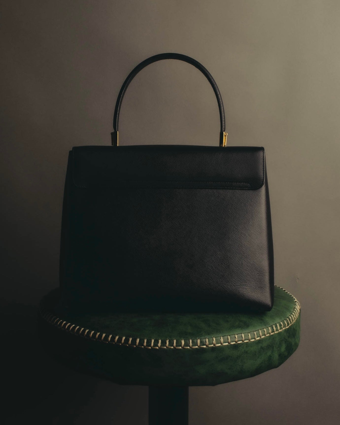 "Salvatore Ferragamo" 90's-00's Structured gancini leather top handle bag