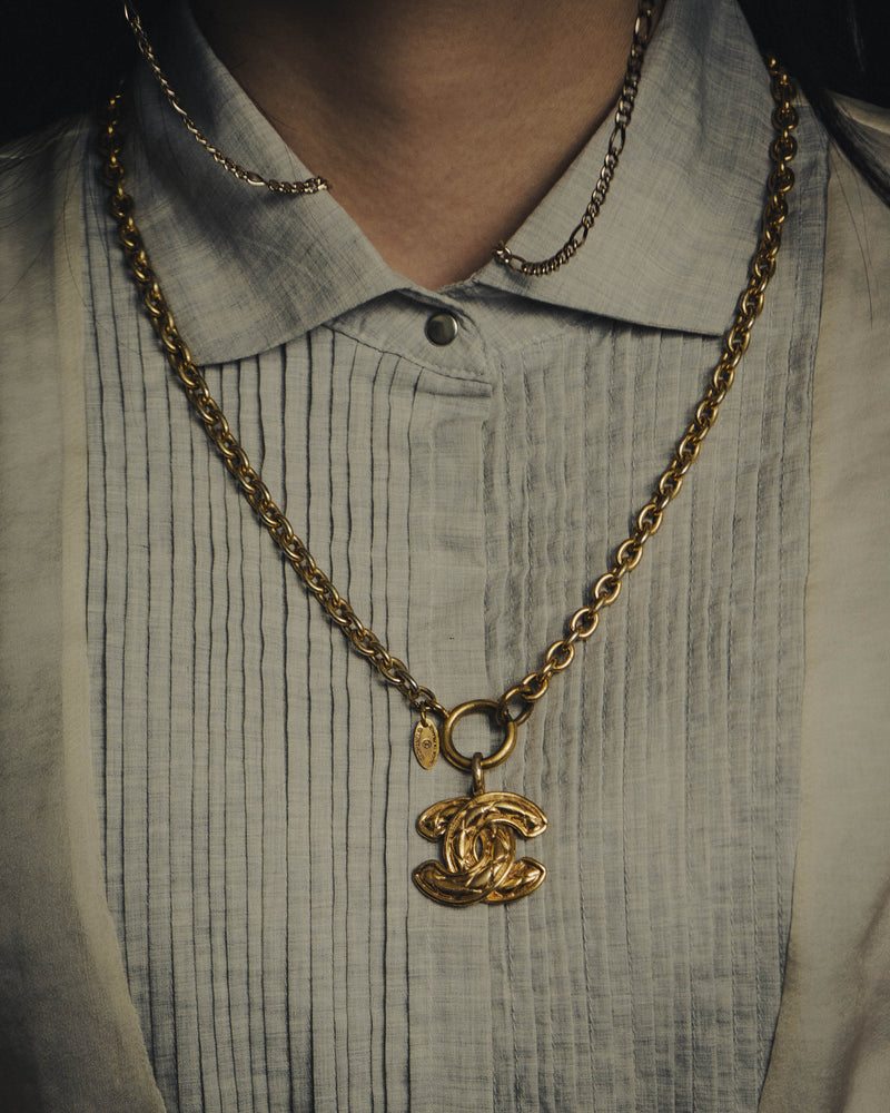-SPECIAL- “CHANEL” 80’s-90’s Quilted cc pendant chain necklace