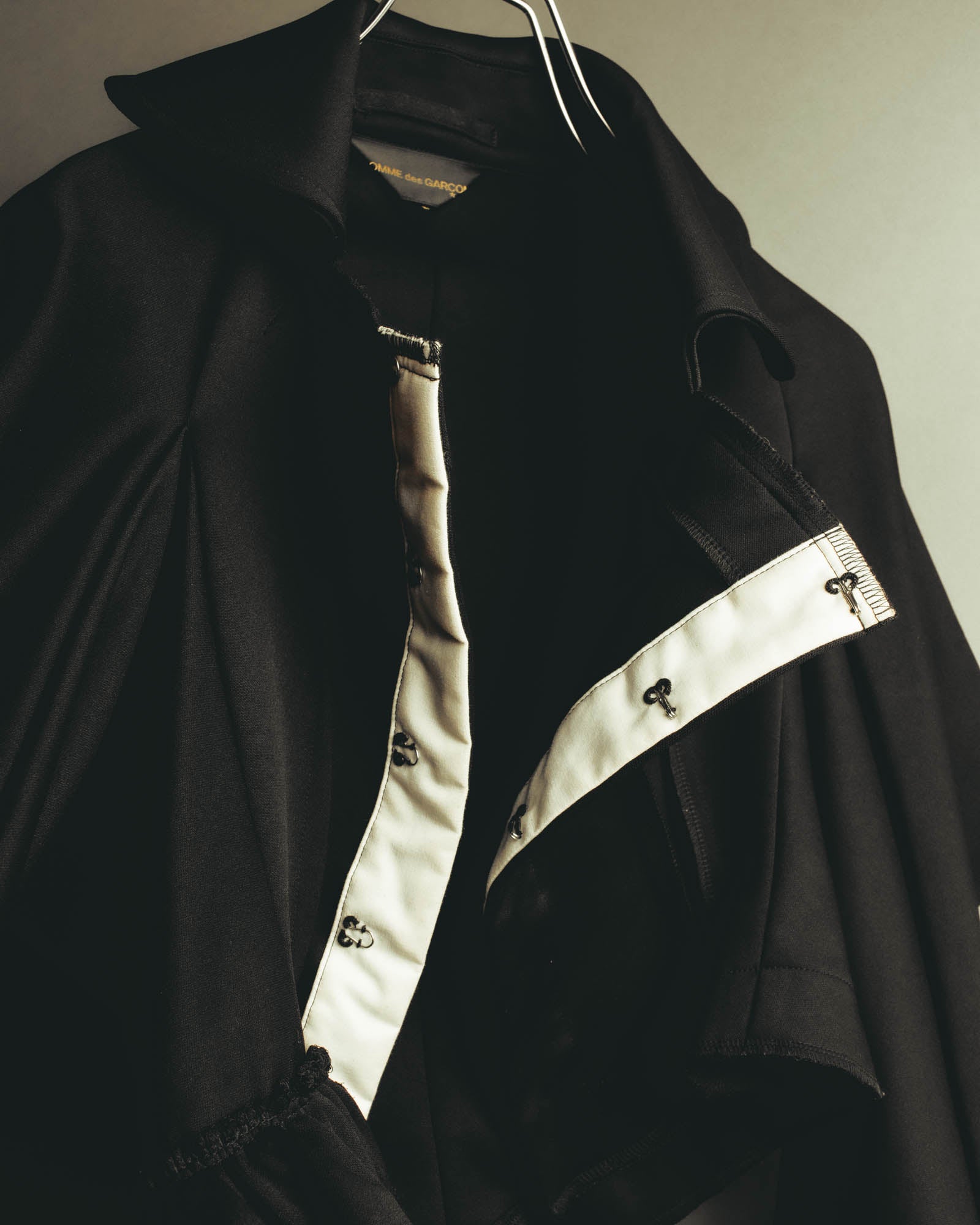"COMME des GARÇONS" 00's Deconstructed nylon jacket