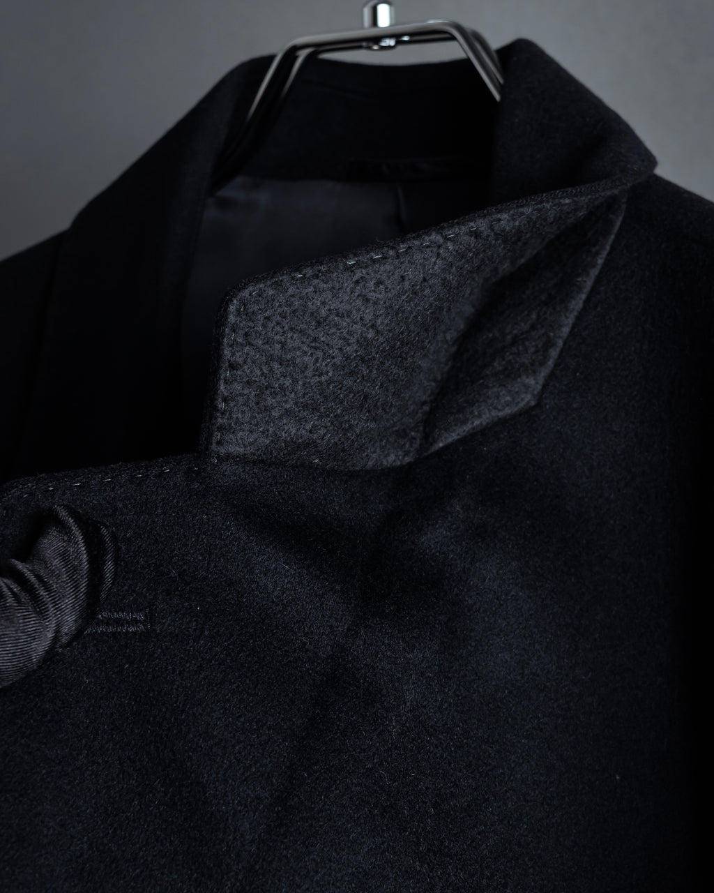 "PIERRE BALMAIN" Classic tailoring 100% cashmere chester coat