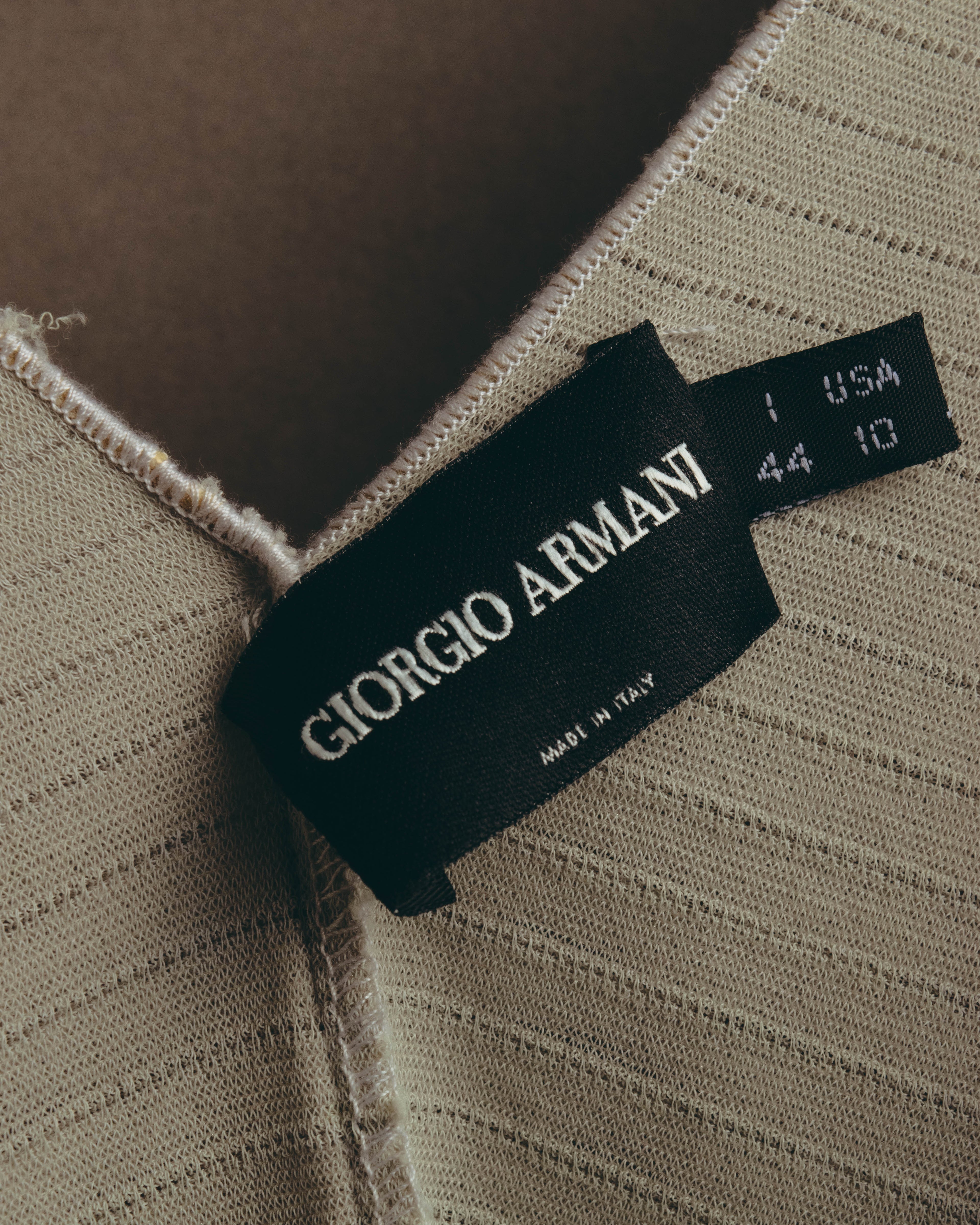 “GIORGIO ARMANI” 2000’s Textured wave knit vest