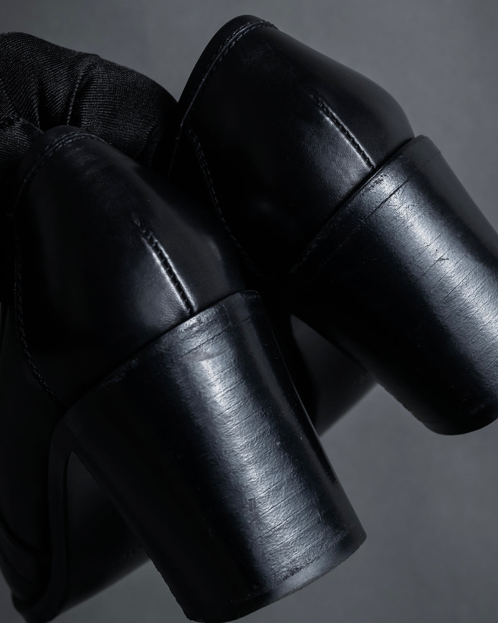 -MOOD Christmas Collection-
"HERMES" 90's-00's Gold buckle design heeled loafers