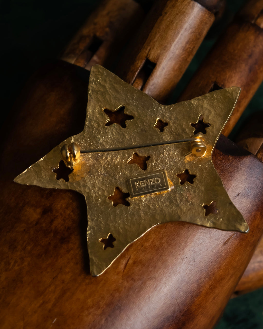 "KENZO" Star motif gold brooch