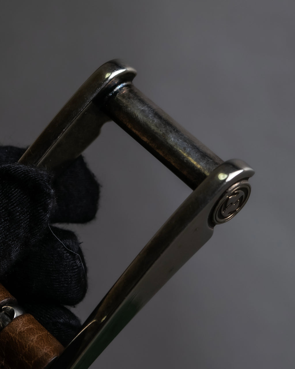 "GUCCI" Large buckle grained leather belt