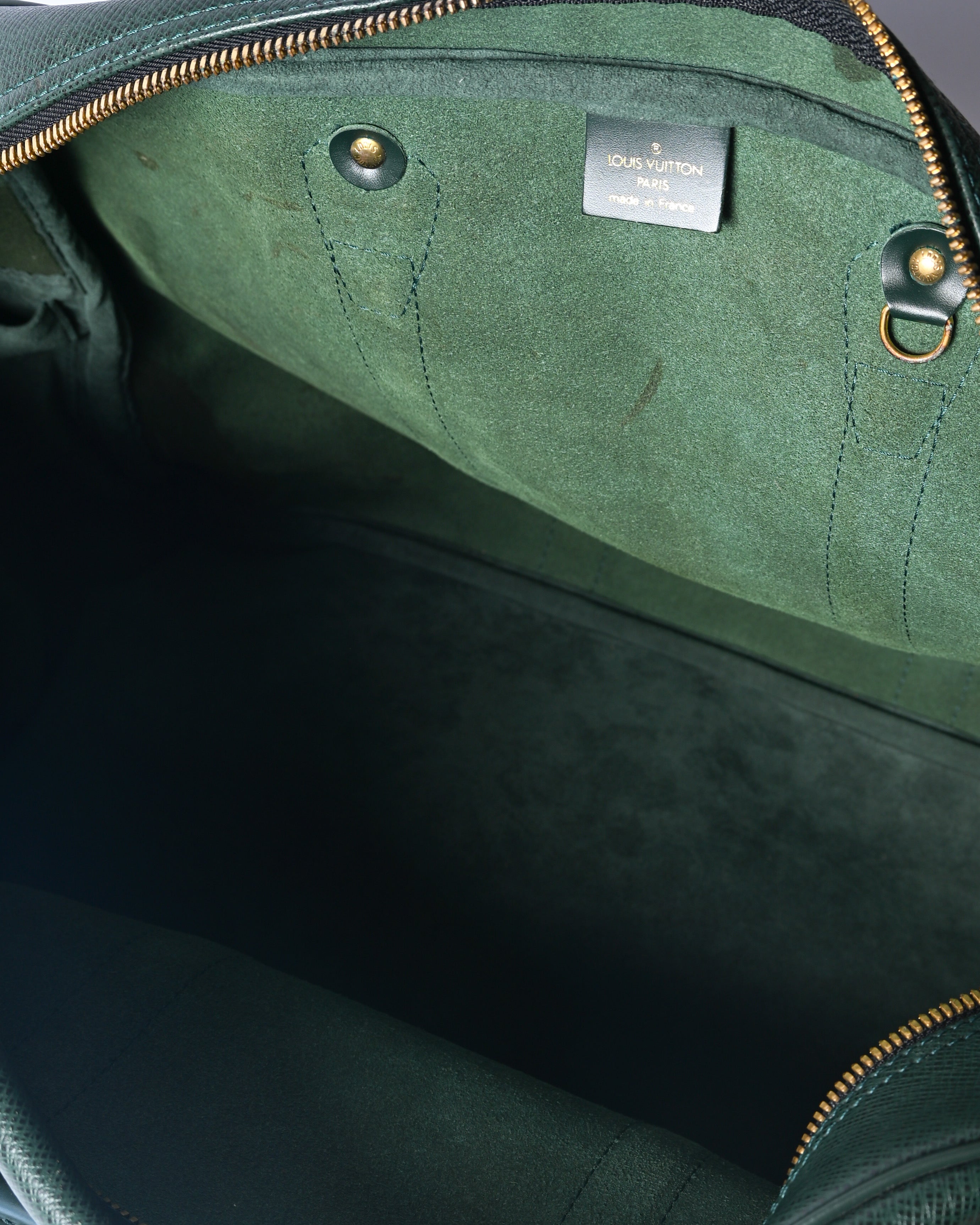 LOUIS VUITTON/ “Taiga Kendall GM” 2 Way Big Boston Bag Green