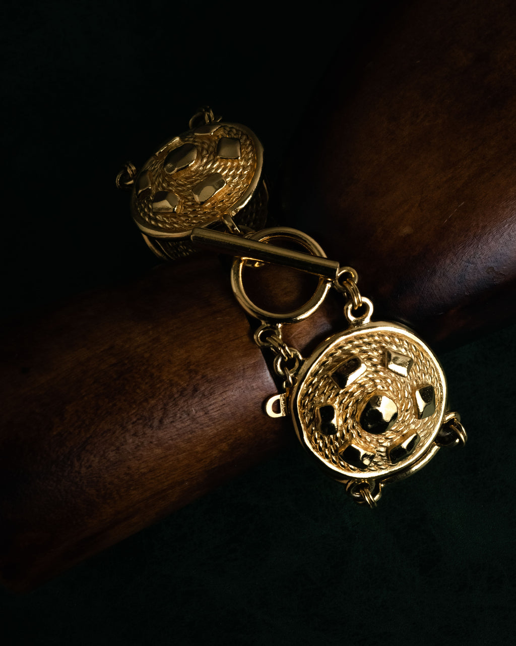 “Christian Dior” 90’s Medallion motif toggle bracelet