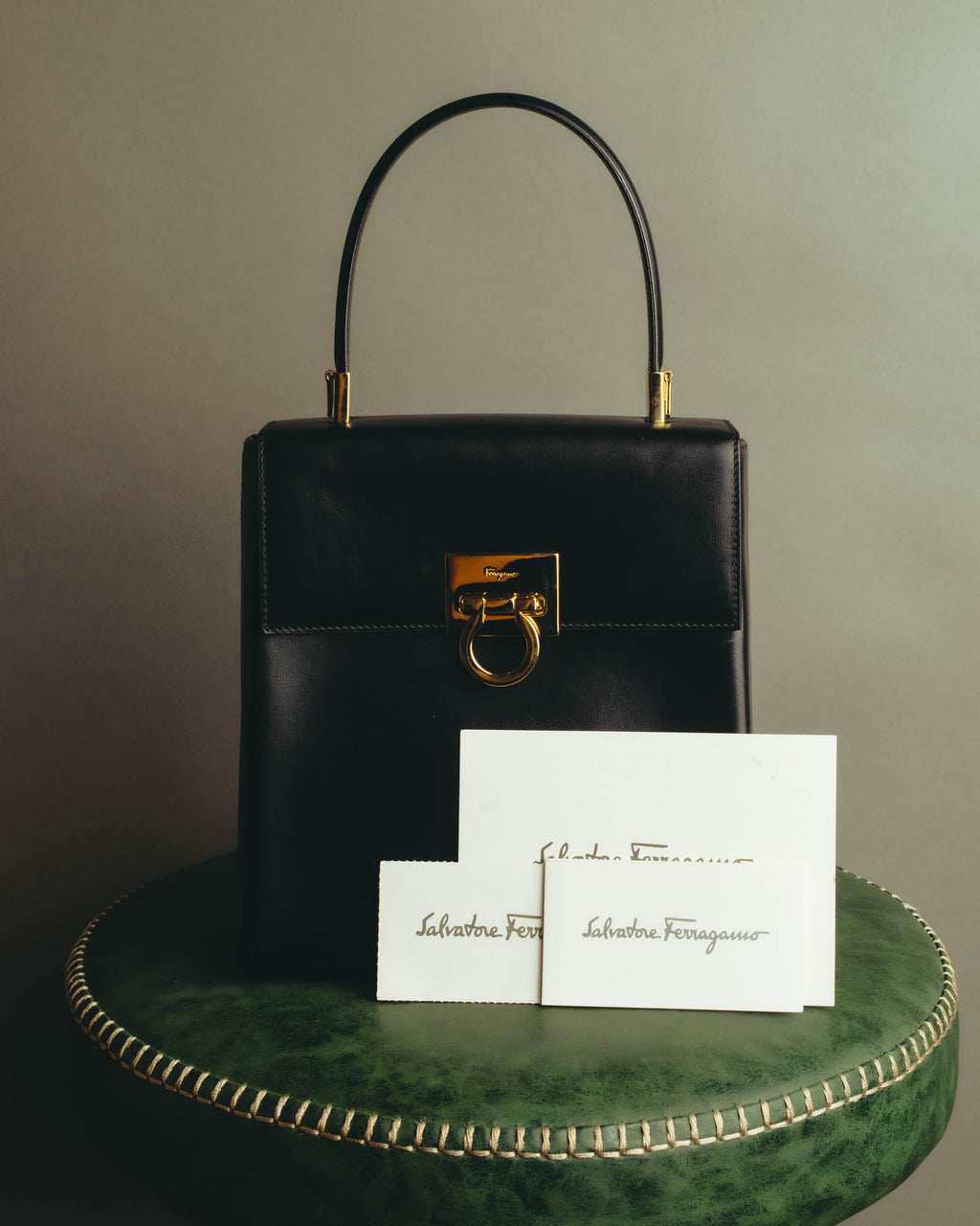 "Salvatore Ferragamo" 90's-00's Structured leather top handle handbag