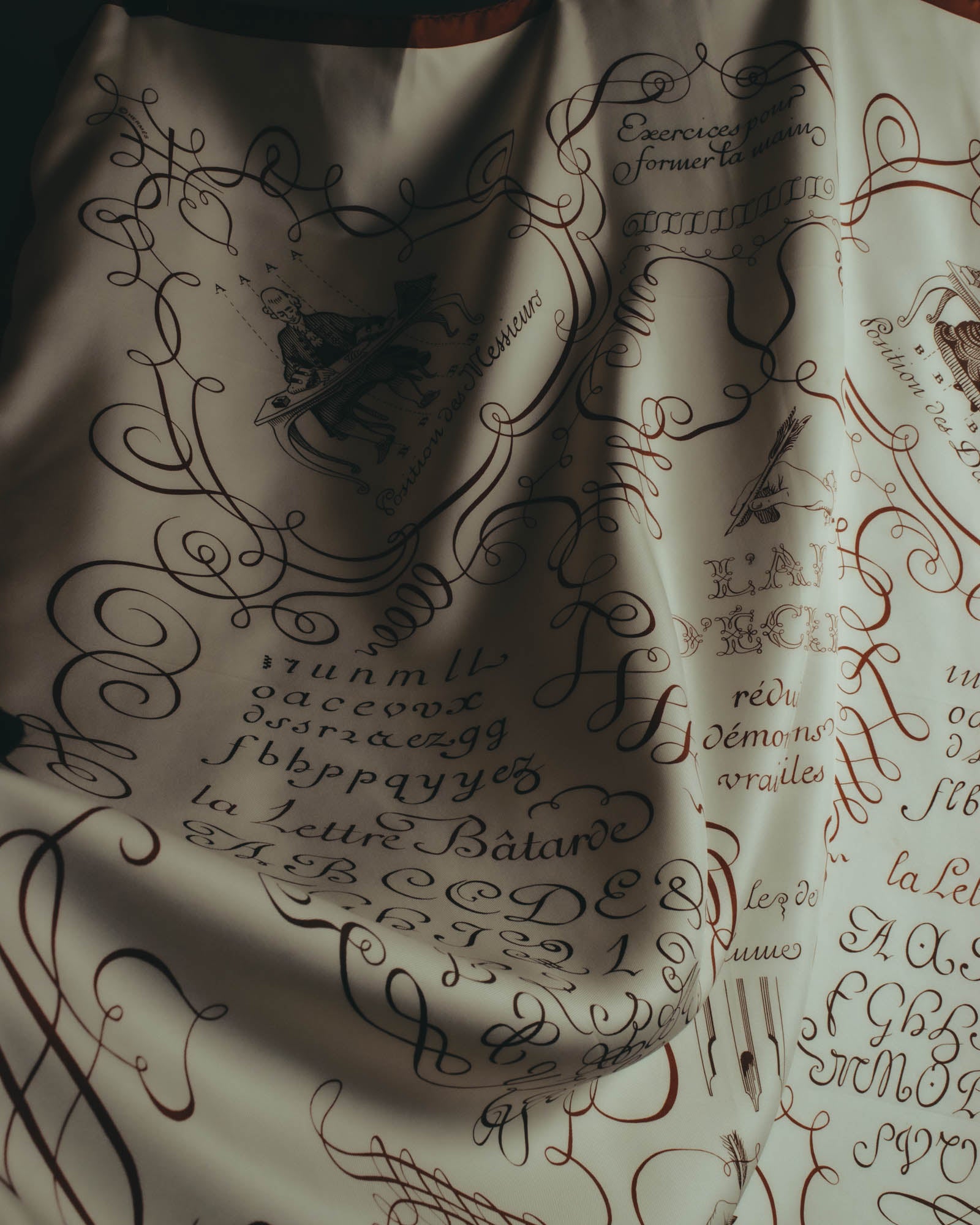 "Hermès" 90's Calligraphy print silk scarf