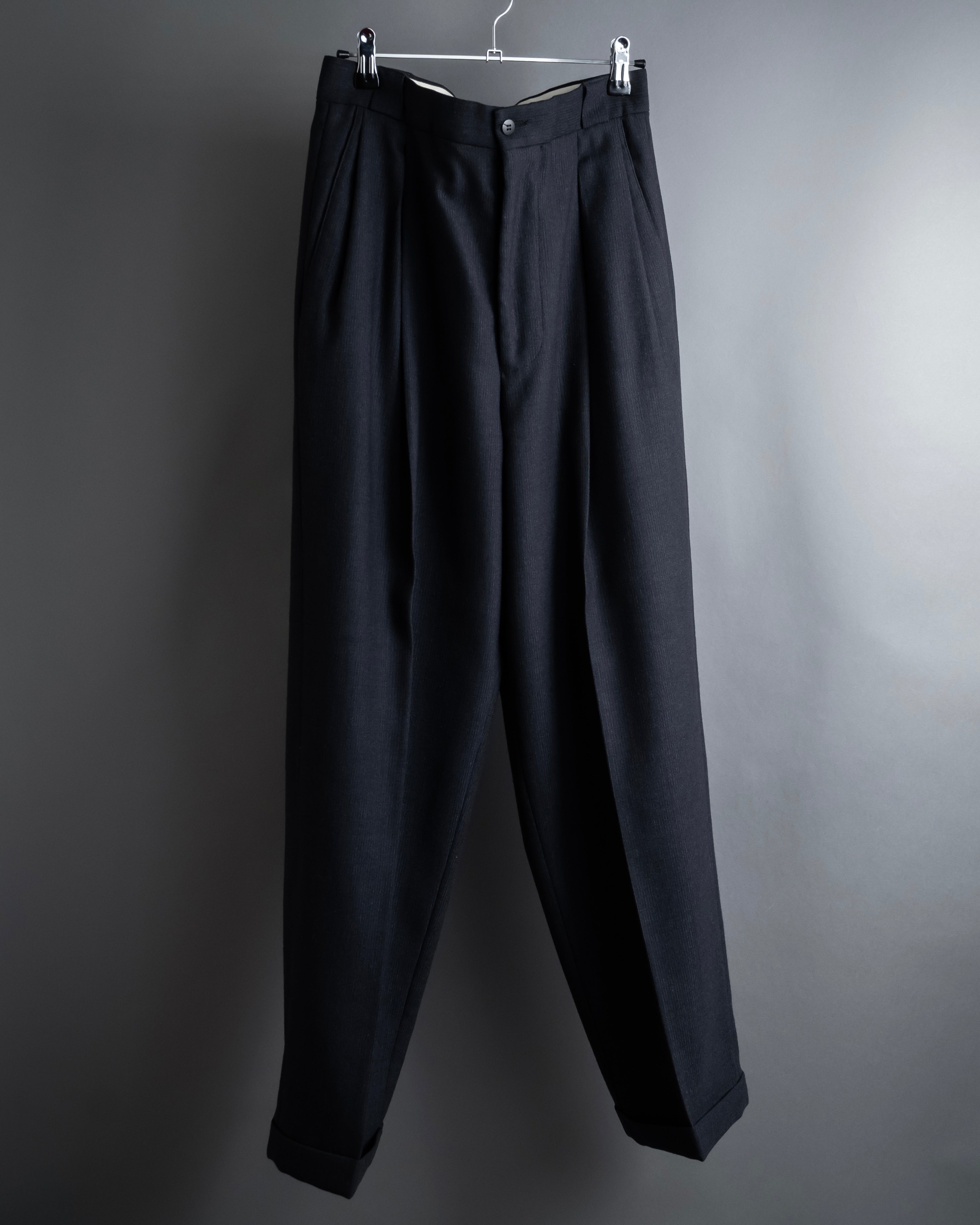 "GIORGIO ARMANI"Double-breasted classic tailoring set up