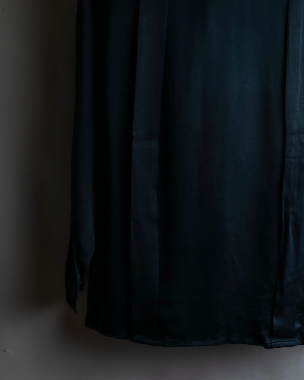 "CHANEL" Coco mark button design black glossy shirt