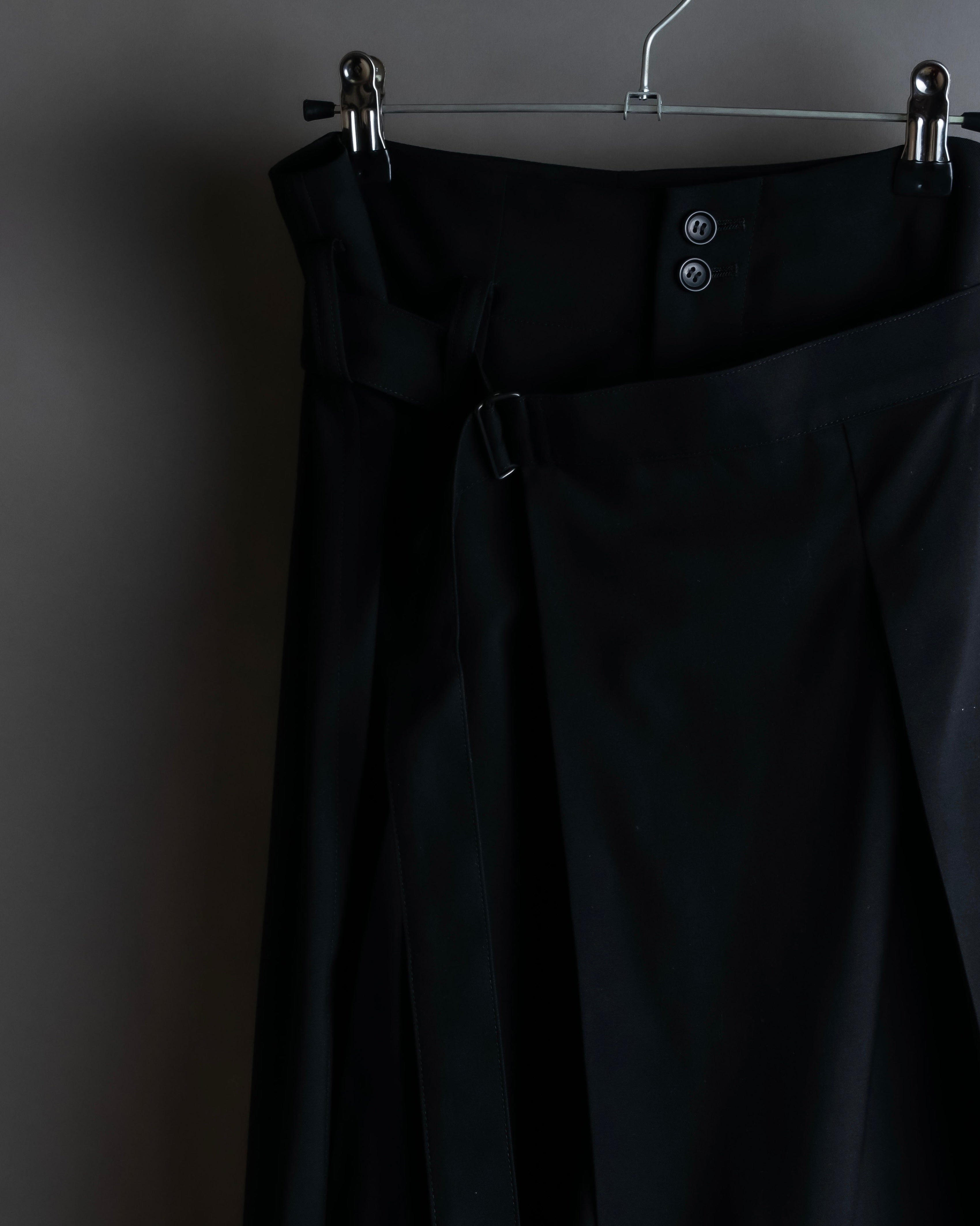 "YOHJI YAMAMOTO +NOIR" Asymmetrical slit sarouel slacks