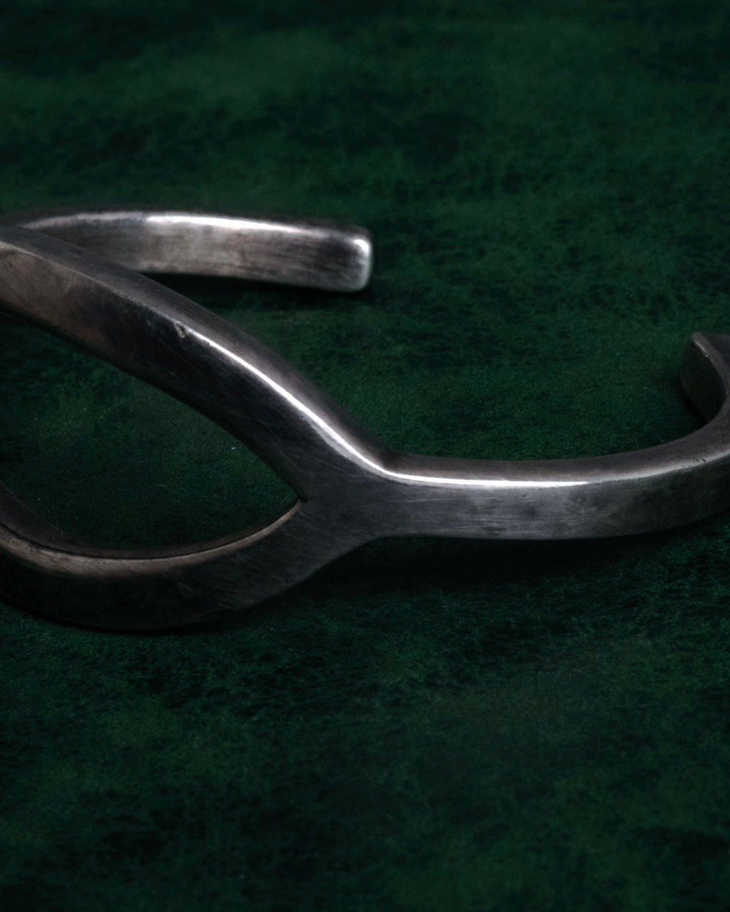 “PHILIPPE AUDIBERT” 2010’s Sculptural openwork cuff bangle