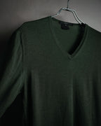 “GUCCI” Late 90’s-10’s Fine gauge v-neck knit