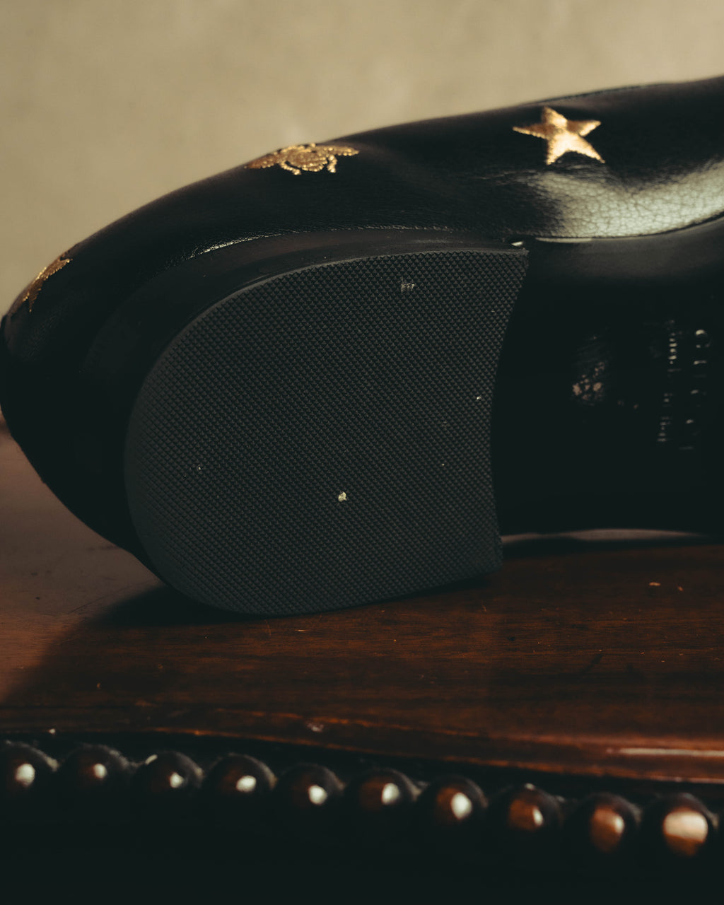 -SPECIAL- “GUCCI” 2017-2018 Bee and star embroidered leather loafers