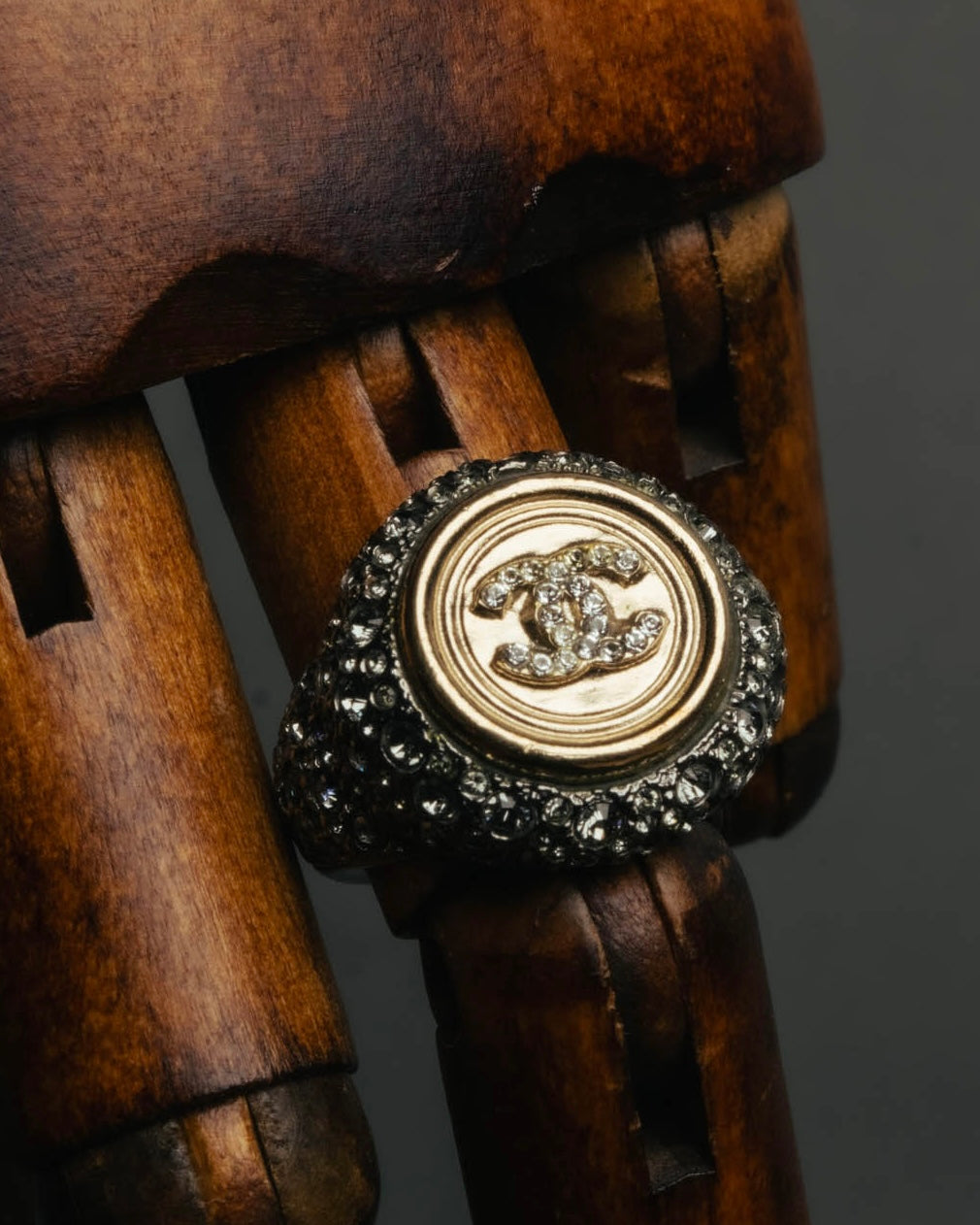 –SPECIAL– "CHANEL" 2021SS  Sparkling rhinestone cc ring