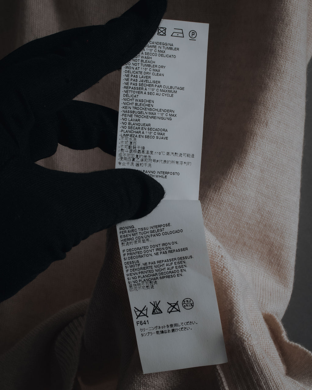 "Maison Margiela" 2014 AW Minimal v-neck knit vest