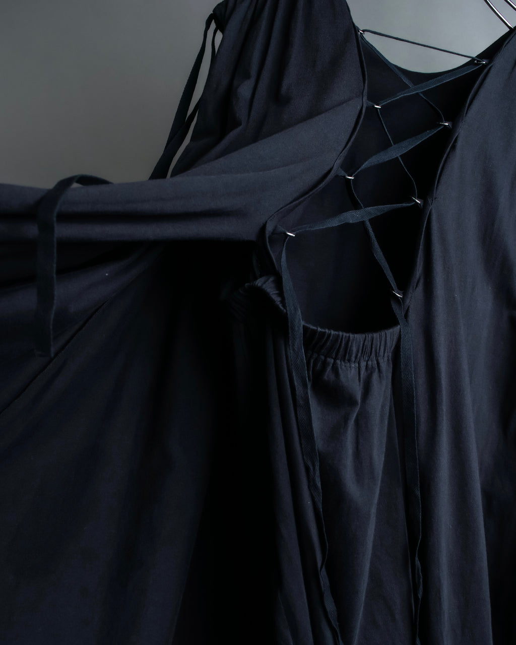 “N°21” Lace up designed no sleeves one piece