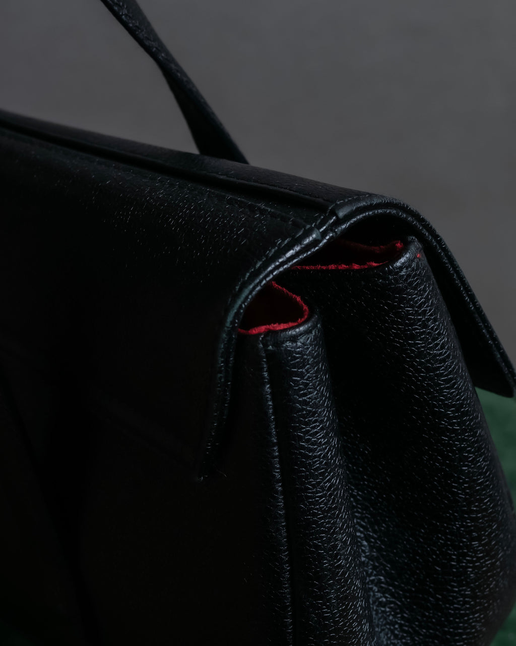 "BVLGARI" Horizontal form engraved logo leather bag