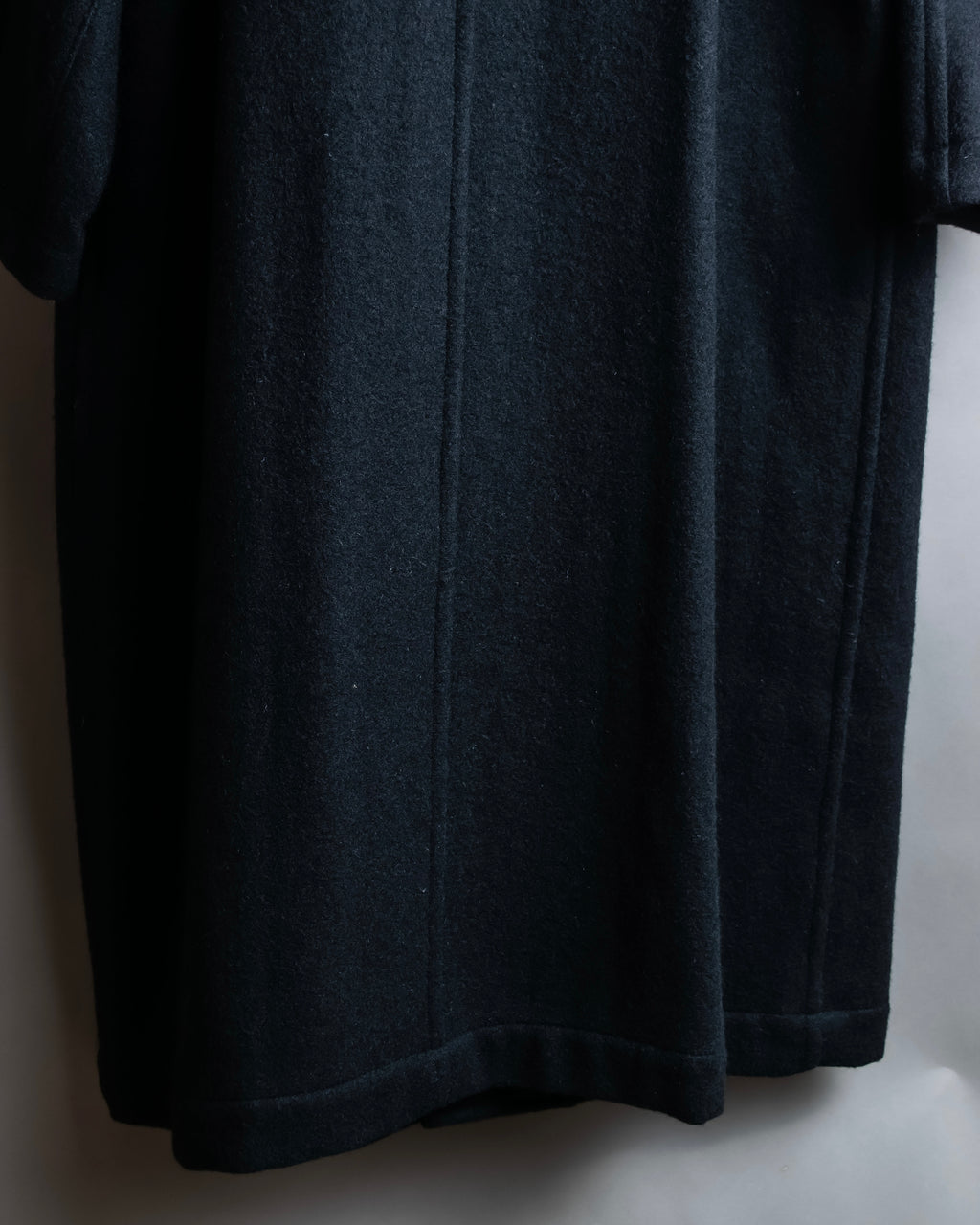 "tricot COMME des GARCONS" 
Shawl collar piping design long coat