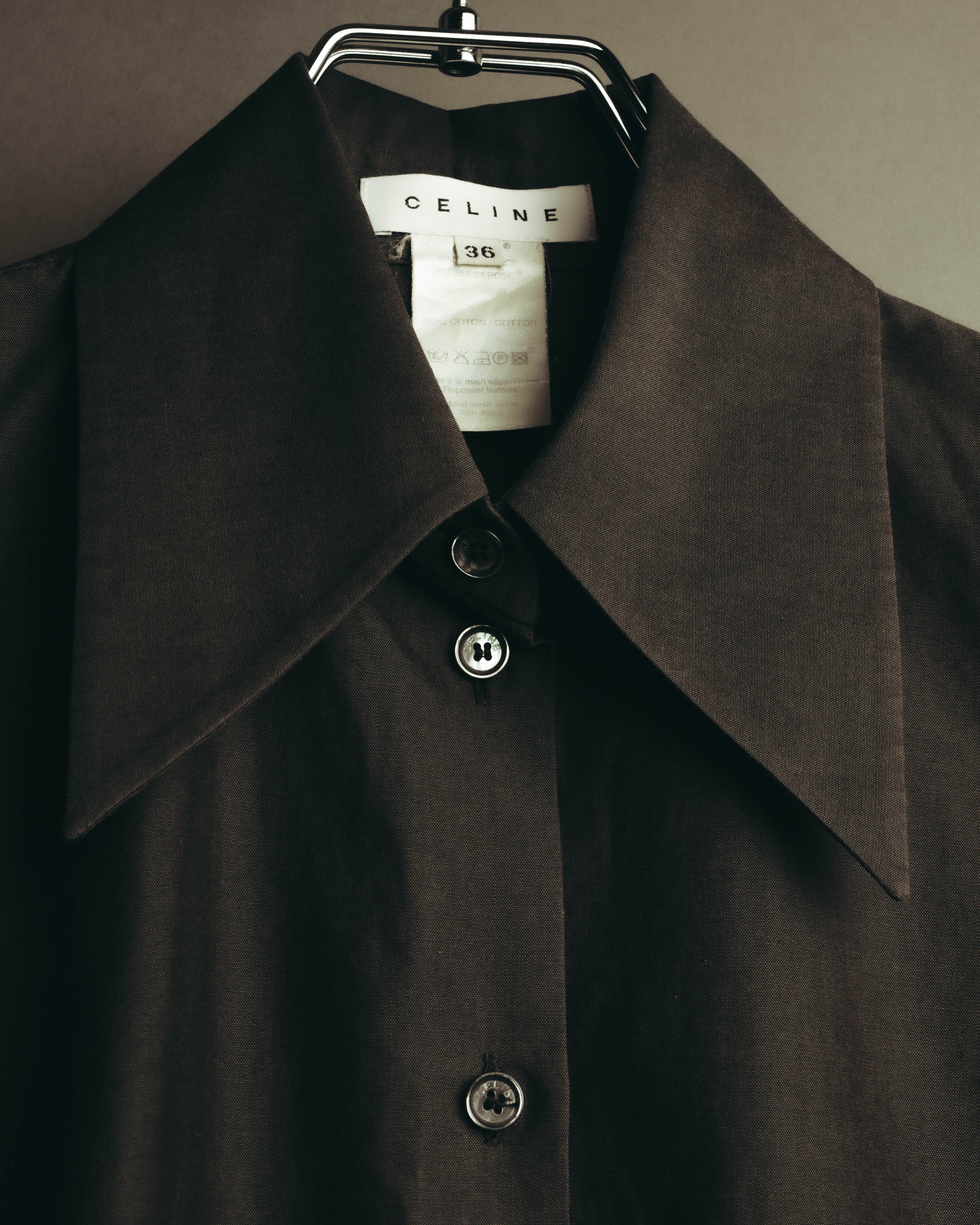 "CELINE" 90's-00's Sharp collared cotton button-up shirt