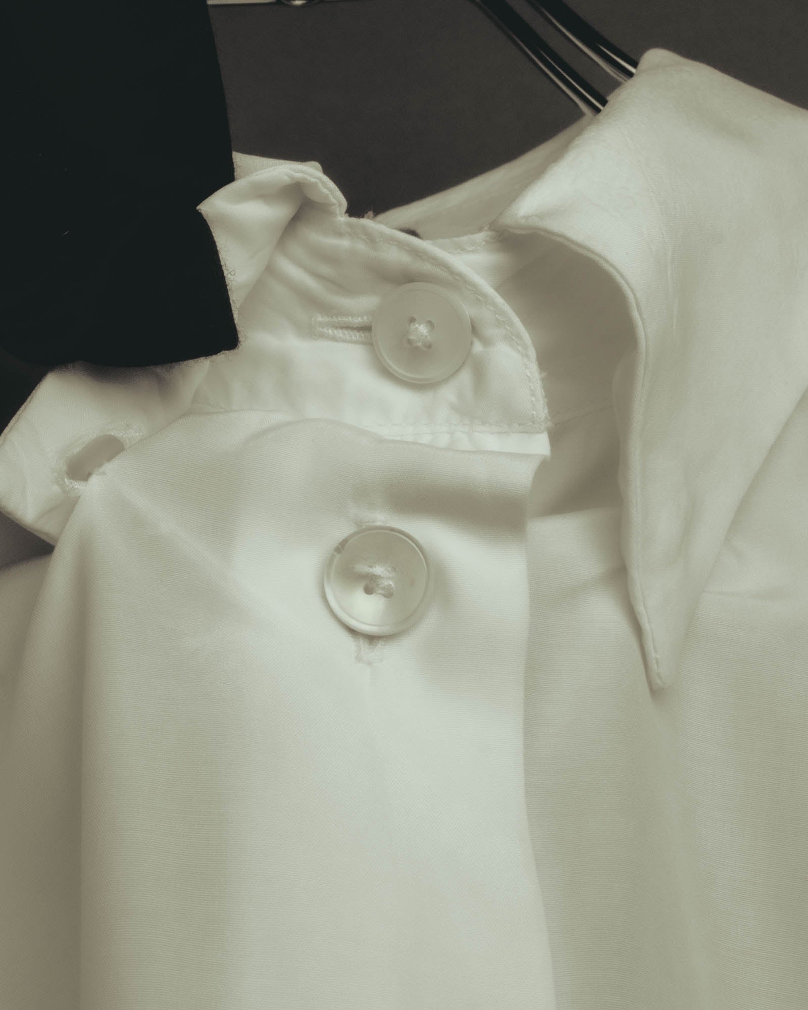 "Acne" 90's-10's open-back long-sleeve shirt