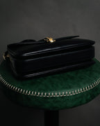 "GUCCI" 70’s boutique push lock box calf shoulder bag