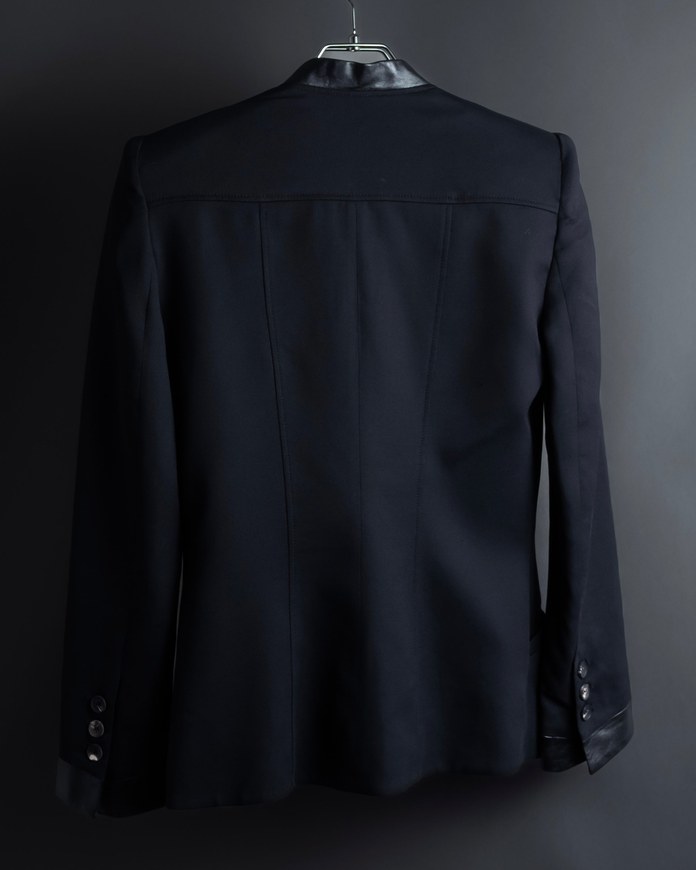 "HELMUT LANG" Leather lapel design, glossy jacket