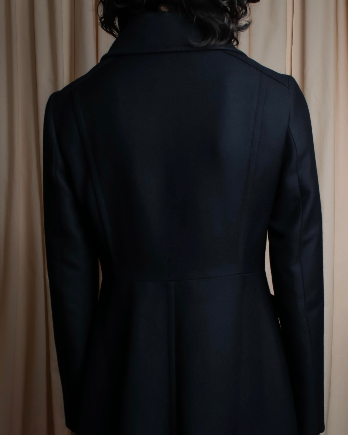 "ALBERTA FERRETTI" Large button shaped flare silhouette soutien collar coat