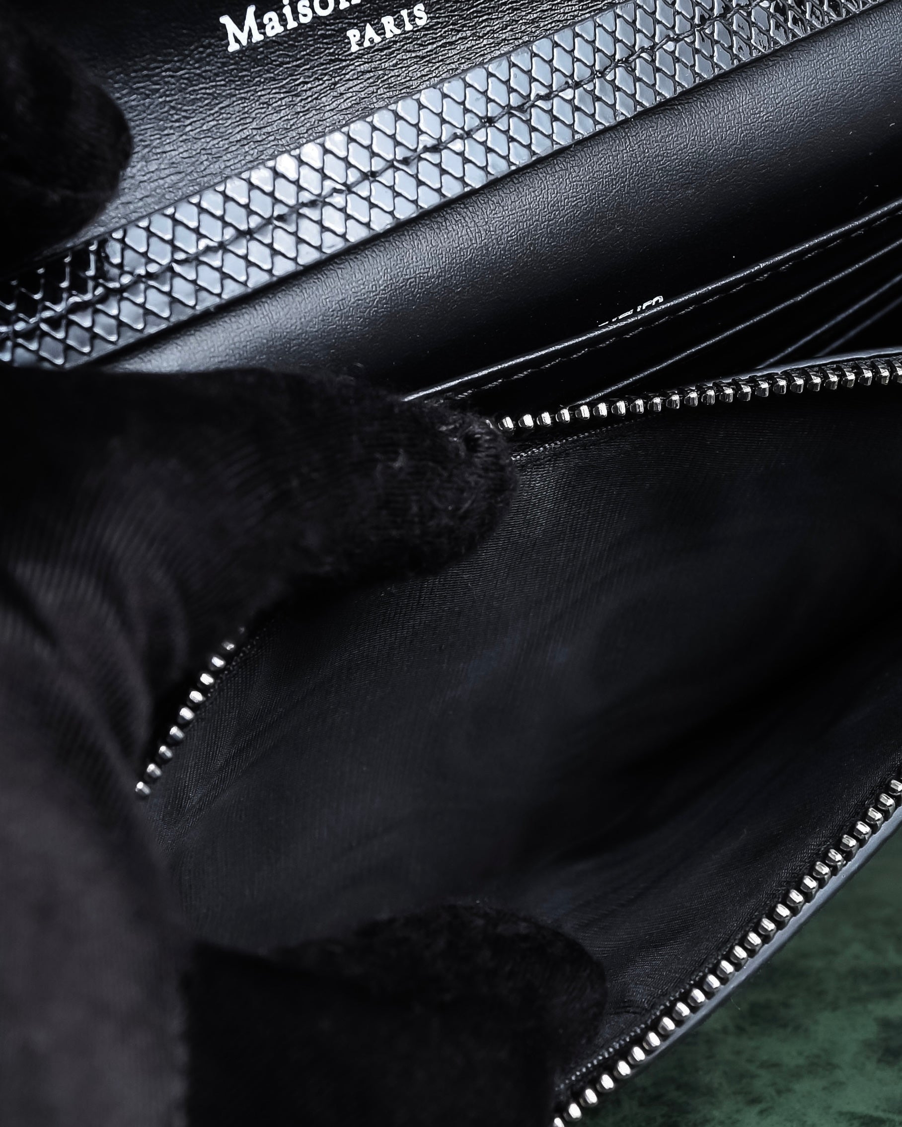 "MAISON MARGIELA" Check pattern gradient design chain shoulder leather wallet bag