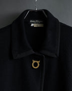 "Salvatore Ferragamo" 90's-00's Gancini motif design box silhouette jacket
