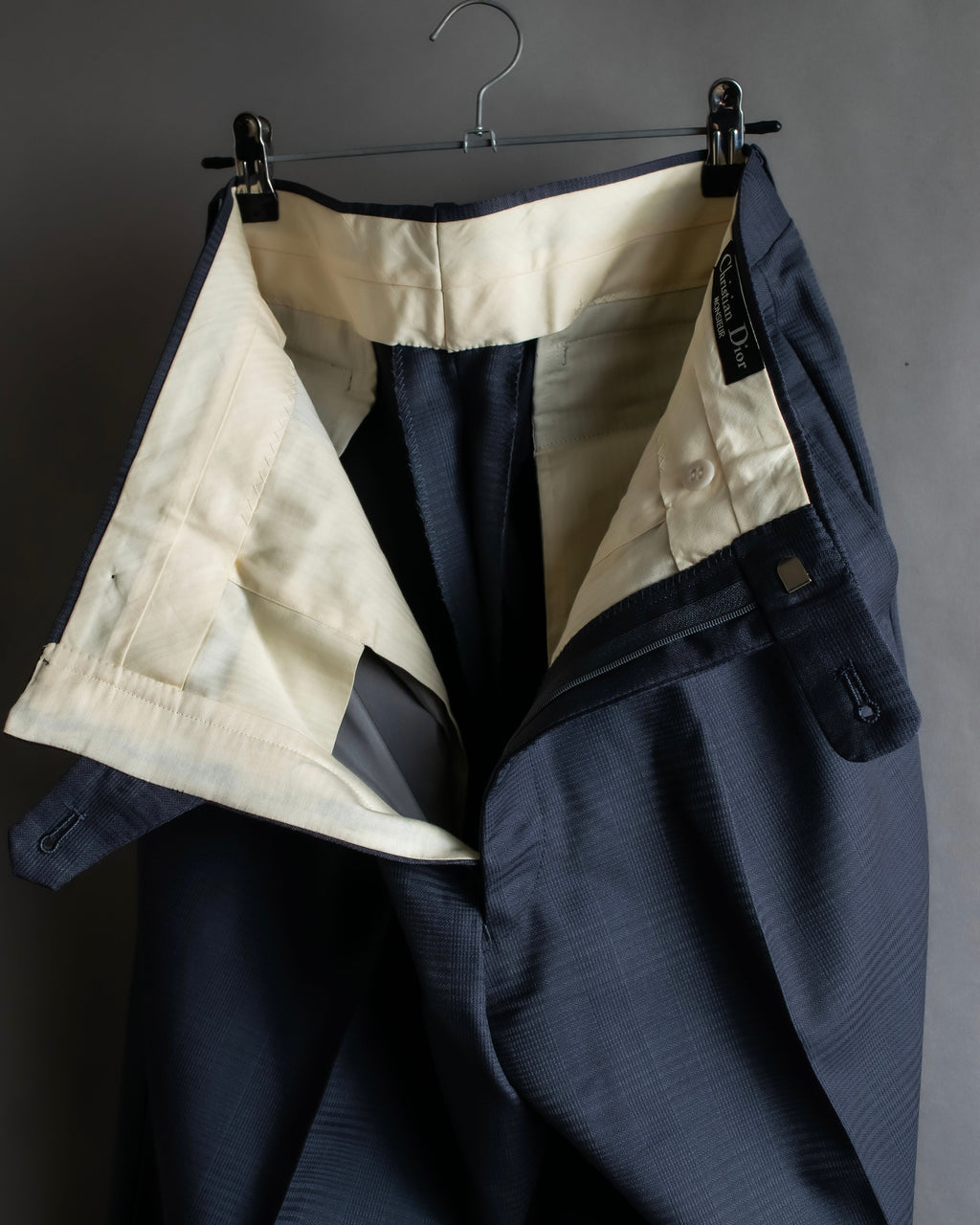 "CHRISTIAN DIOR MONSIEUR"
Shadow check pattern structured set up