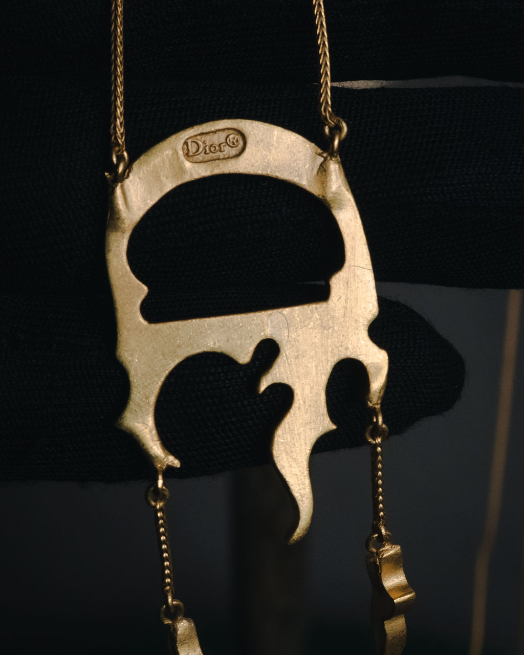 –SPECIAL– "Christian Dior" 2001-05’s Flaming D long station necklace