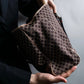 "CELINE" Macadam pattern crocodile switching one handle bag