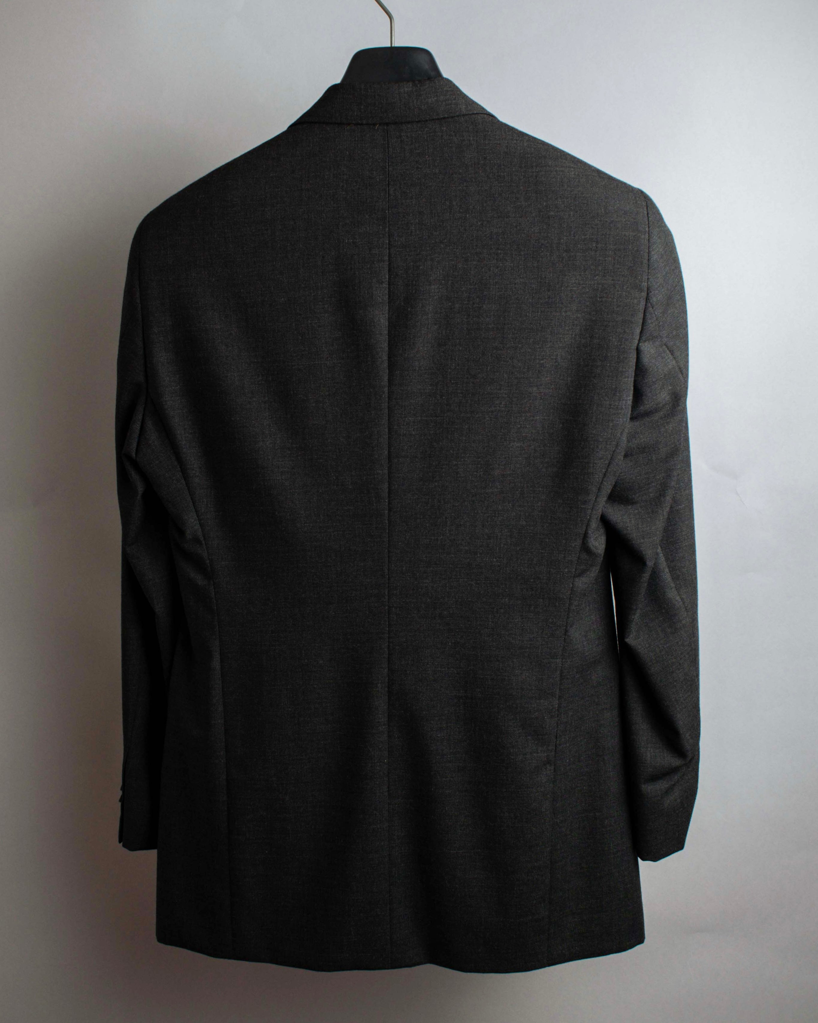 "GIORGIO ARMANI" LE COLLEZIONI line classical tailoring set up