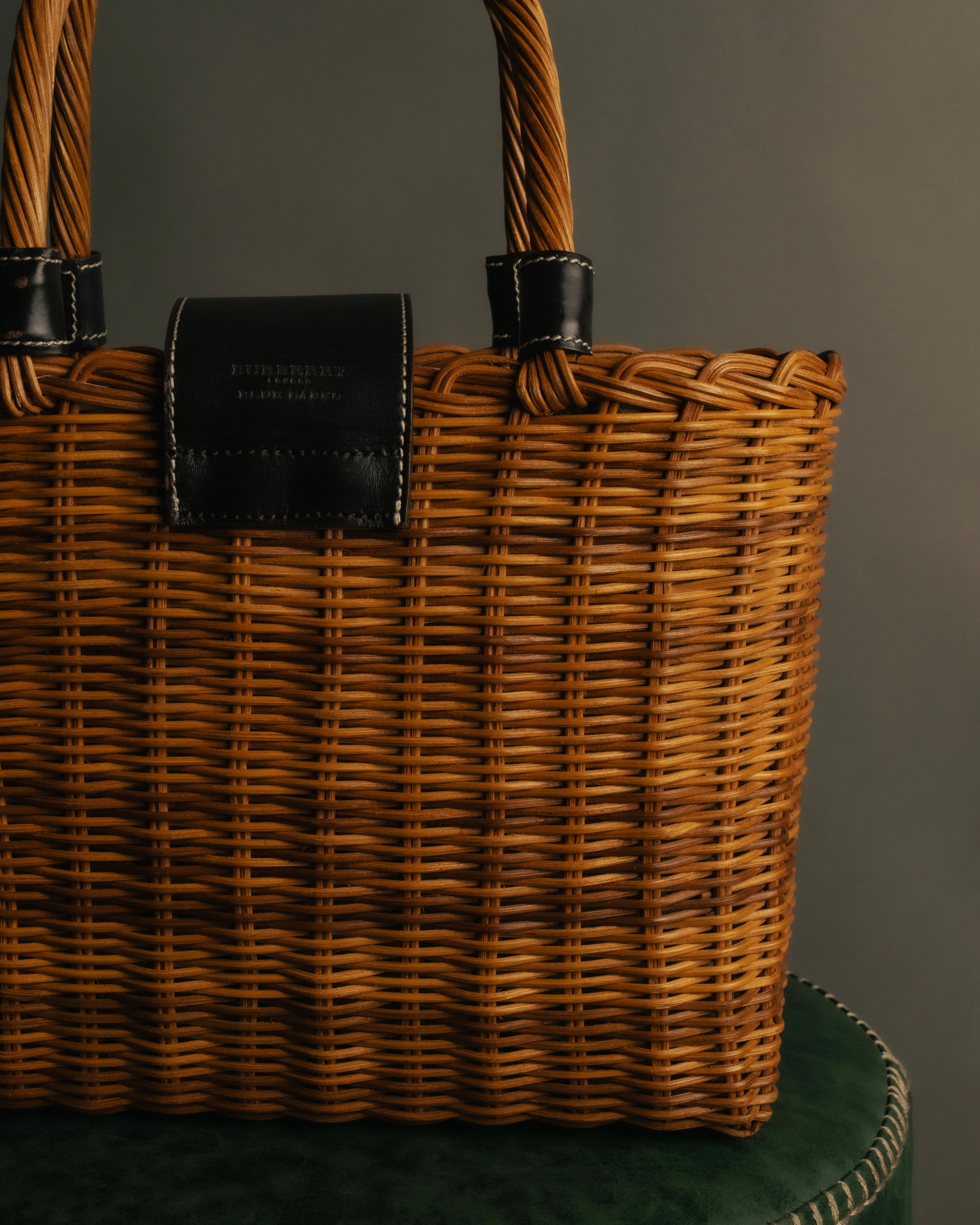 “BURBERRY BLUE LABEL” 00’s Rattan check lining basket bag