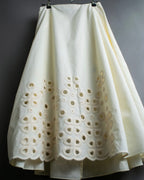 "FENDI" hole pattern and tack designed skirt