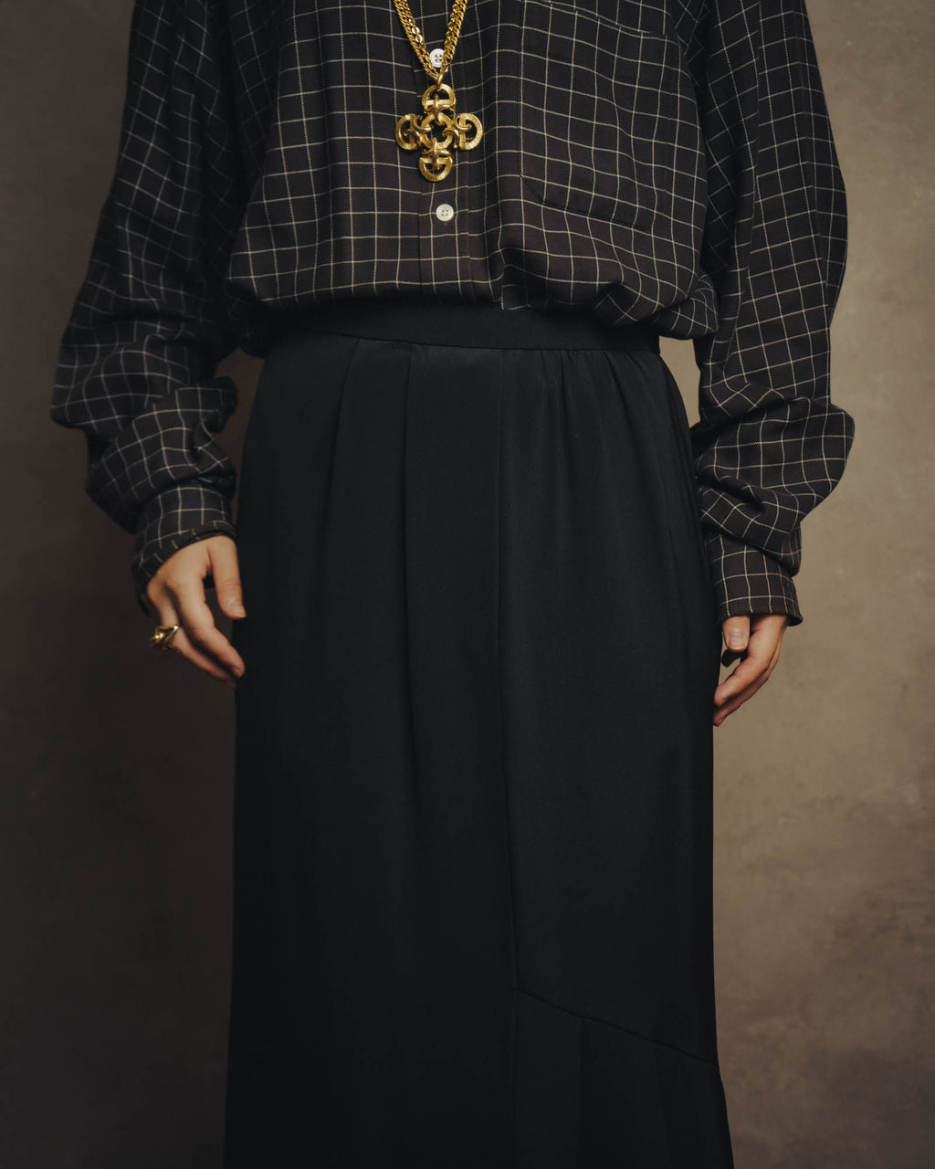 -SPECIAL- “Christian Dior” 80’s silk pleated long skirt