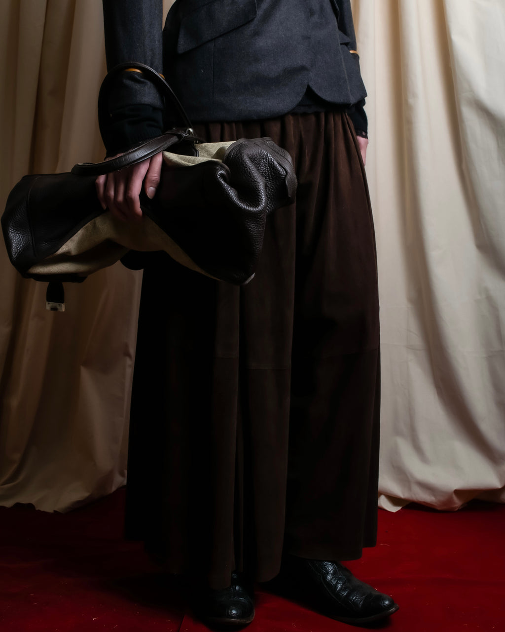 "LOEWE" Dark brown color gathered design wide pants