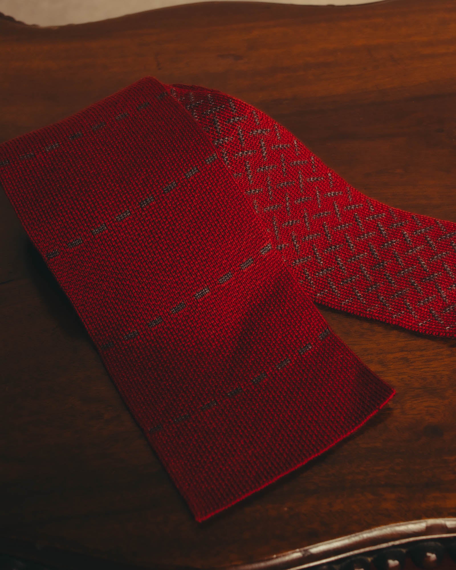 "Hermès" Silk knit scarf tied