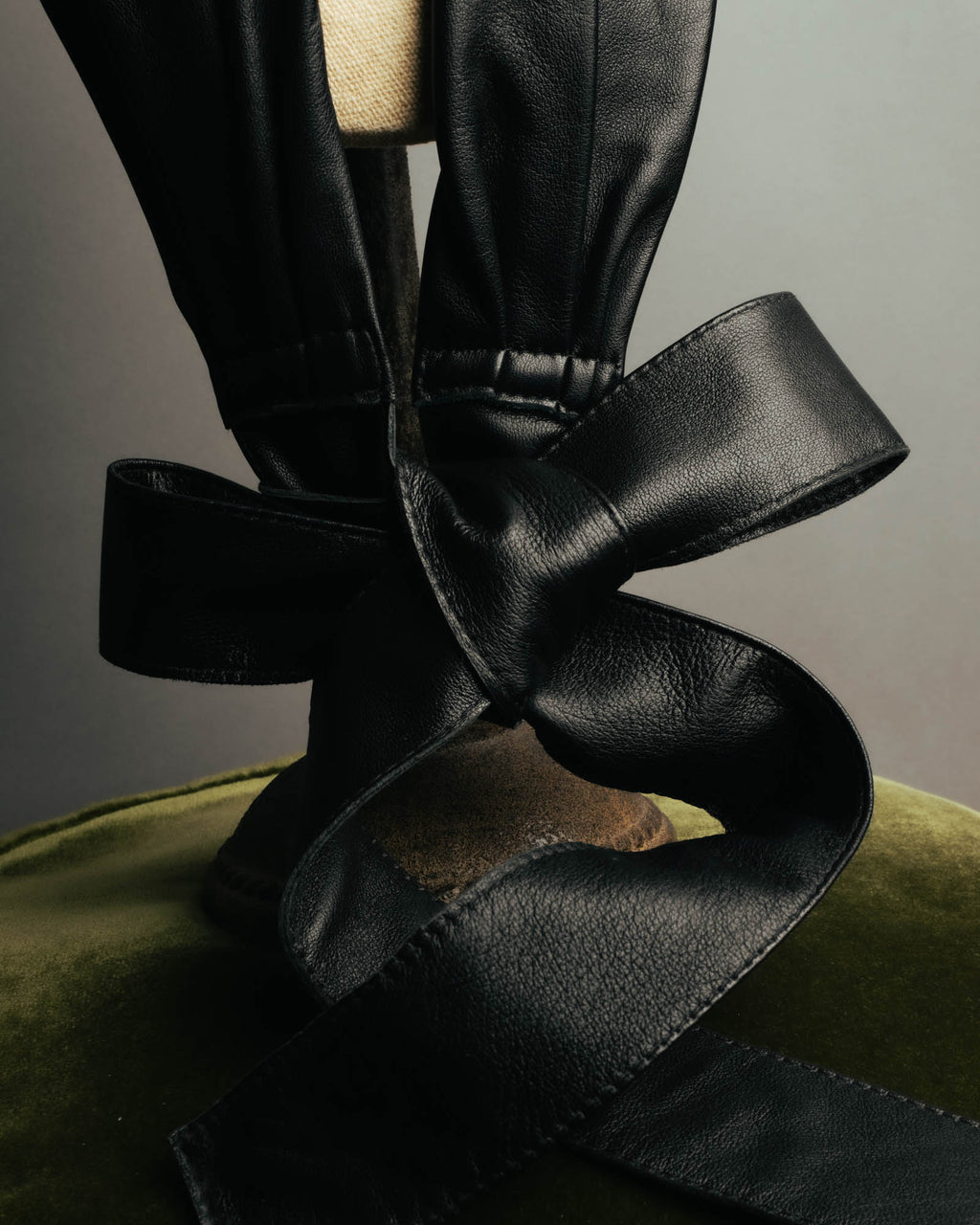 "HOXTON BOUTIQUE" 00's-10's Pebbled leather scarf belt