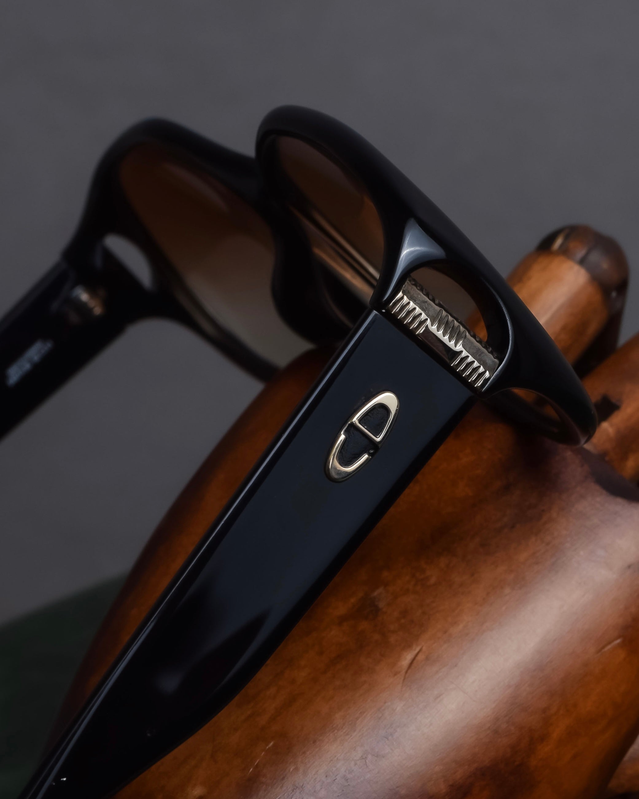 "Christian Dior" Vintage logo hinge oversized sunglasses