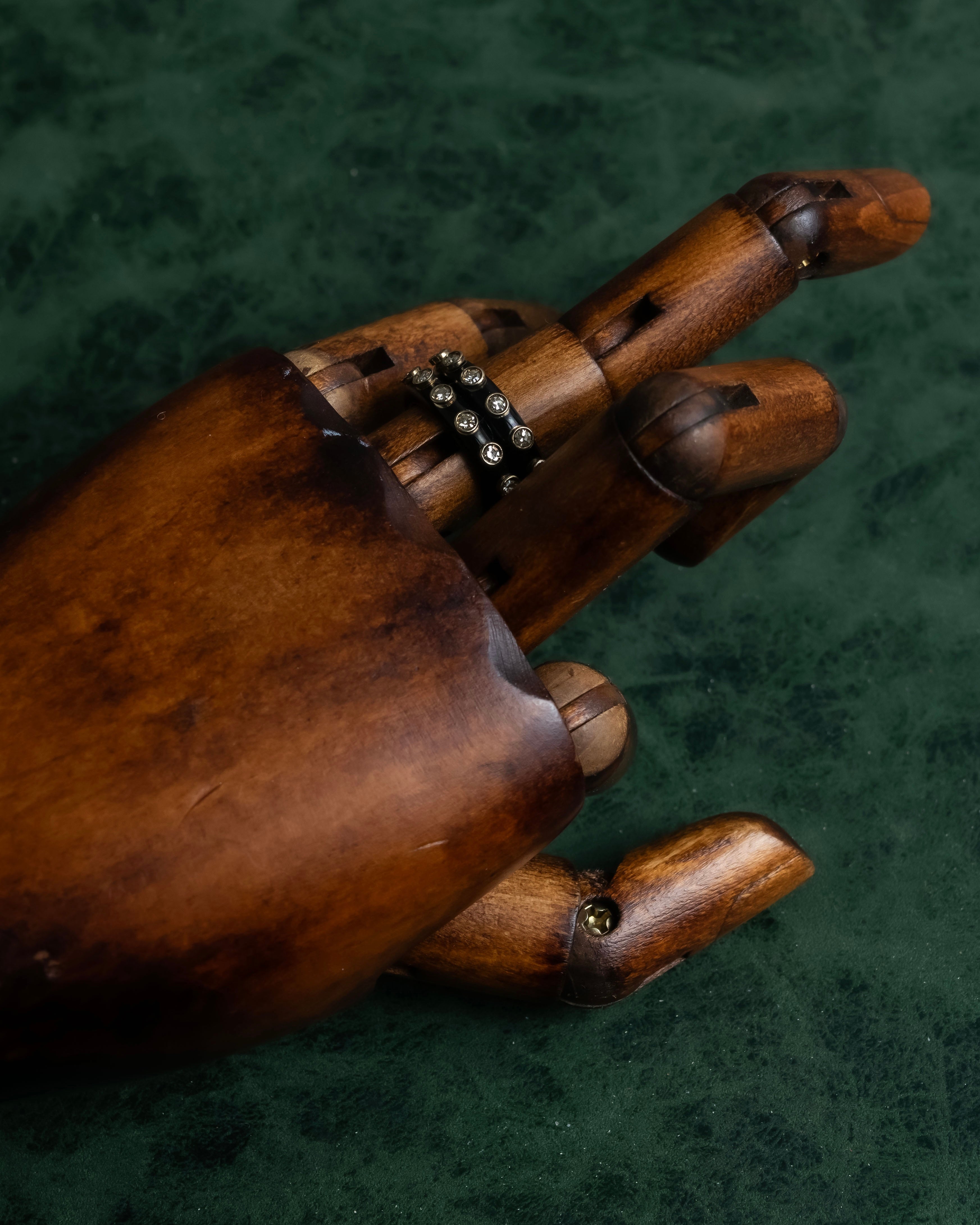 "Christian Dior" Gold metal＆black enamel combination design ring