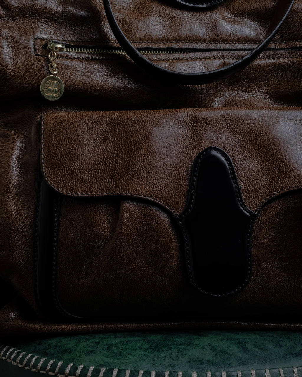 "BALENCIAGA" Gold turn lock design leather combination bag