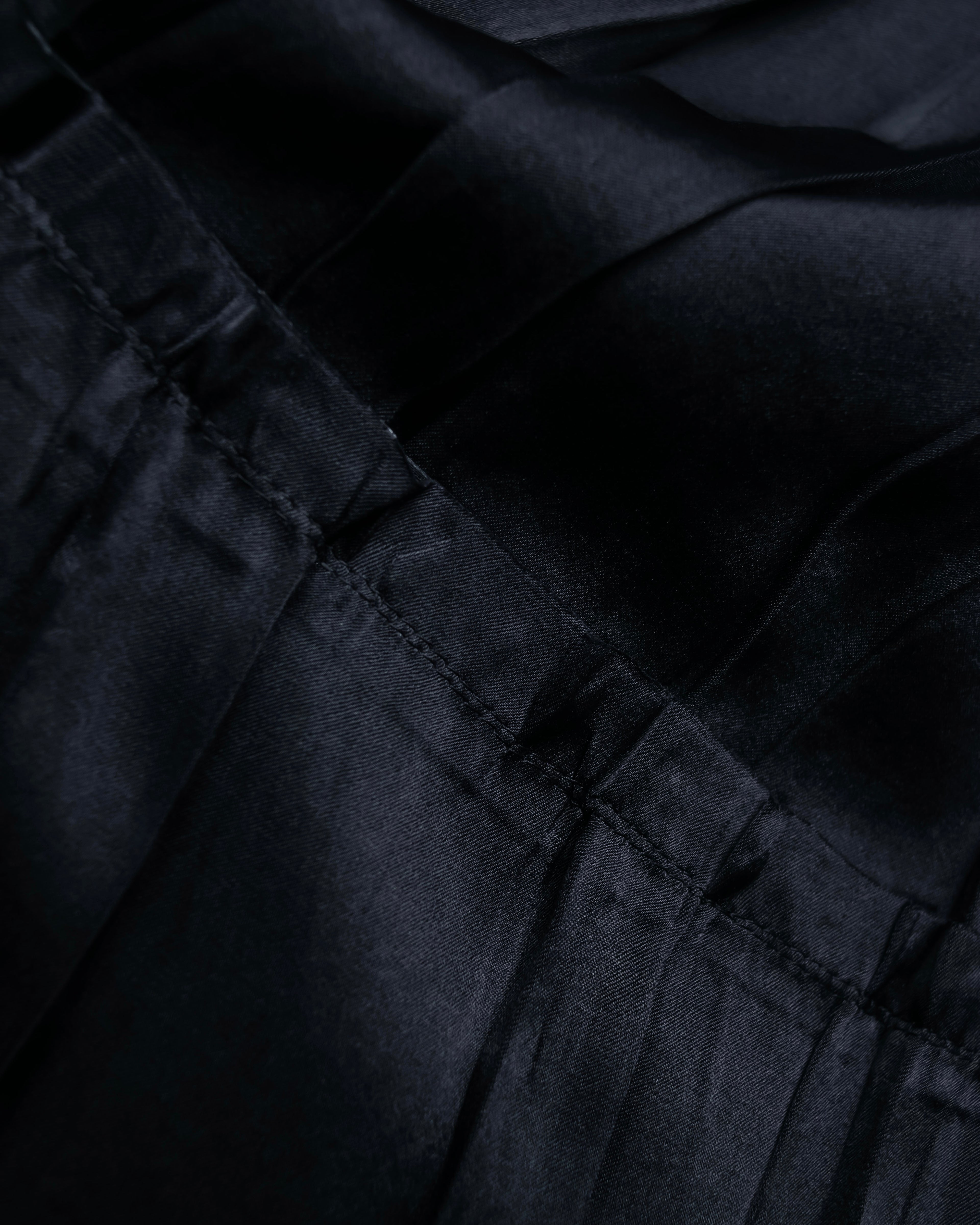 "ISSEY MIYAKE" Ribbon belt design pleats skirt