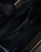 –SPECIAL– “GUCCI”
90’s-00’s Framed gathered leather handbag