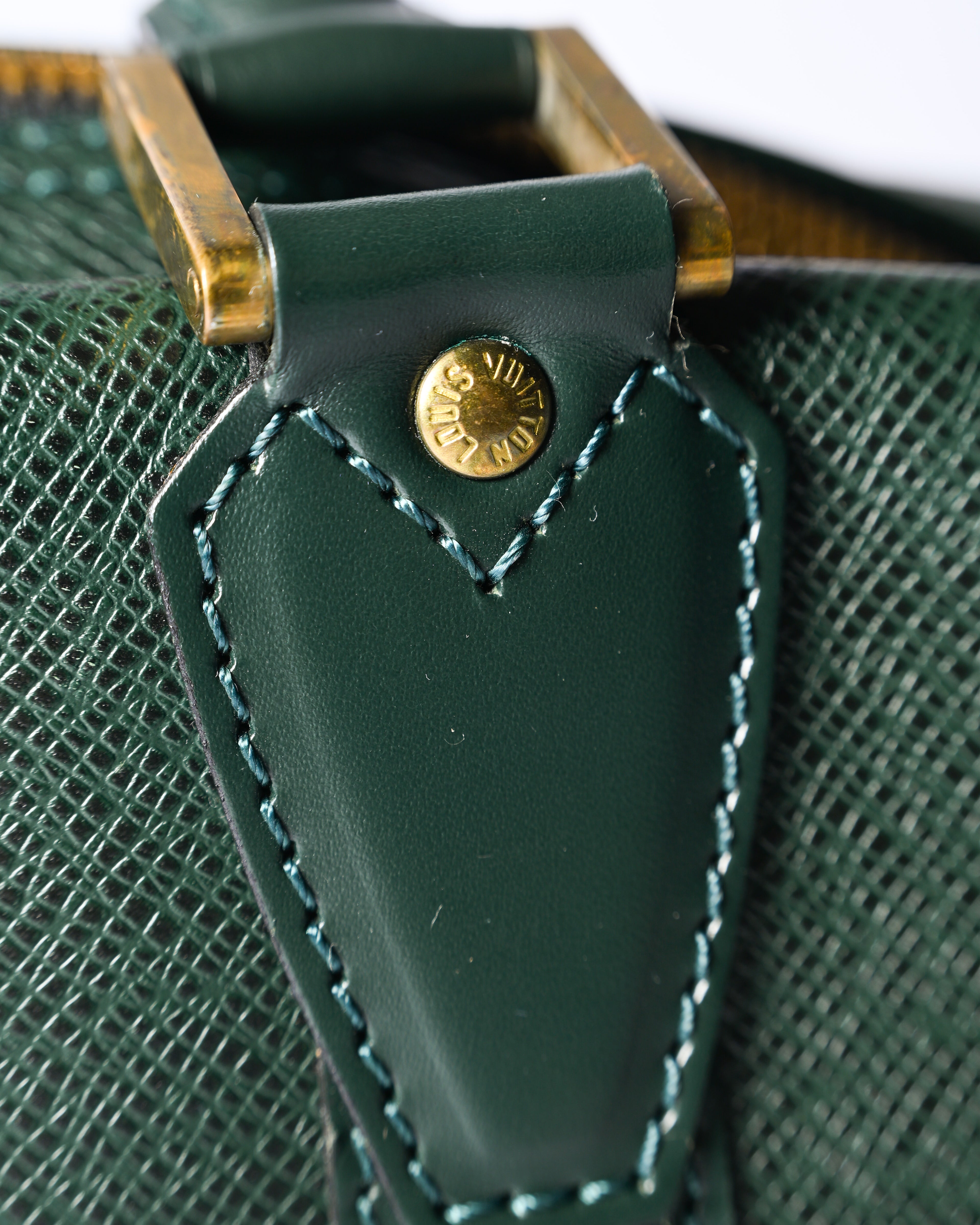 LOUIS VUITTON/ “Taiga Kendall GM” 2 Way Big Boston Bag Green