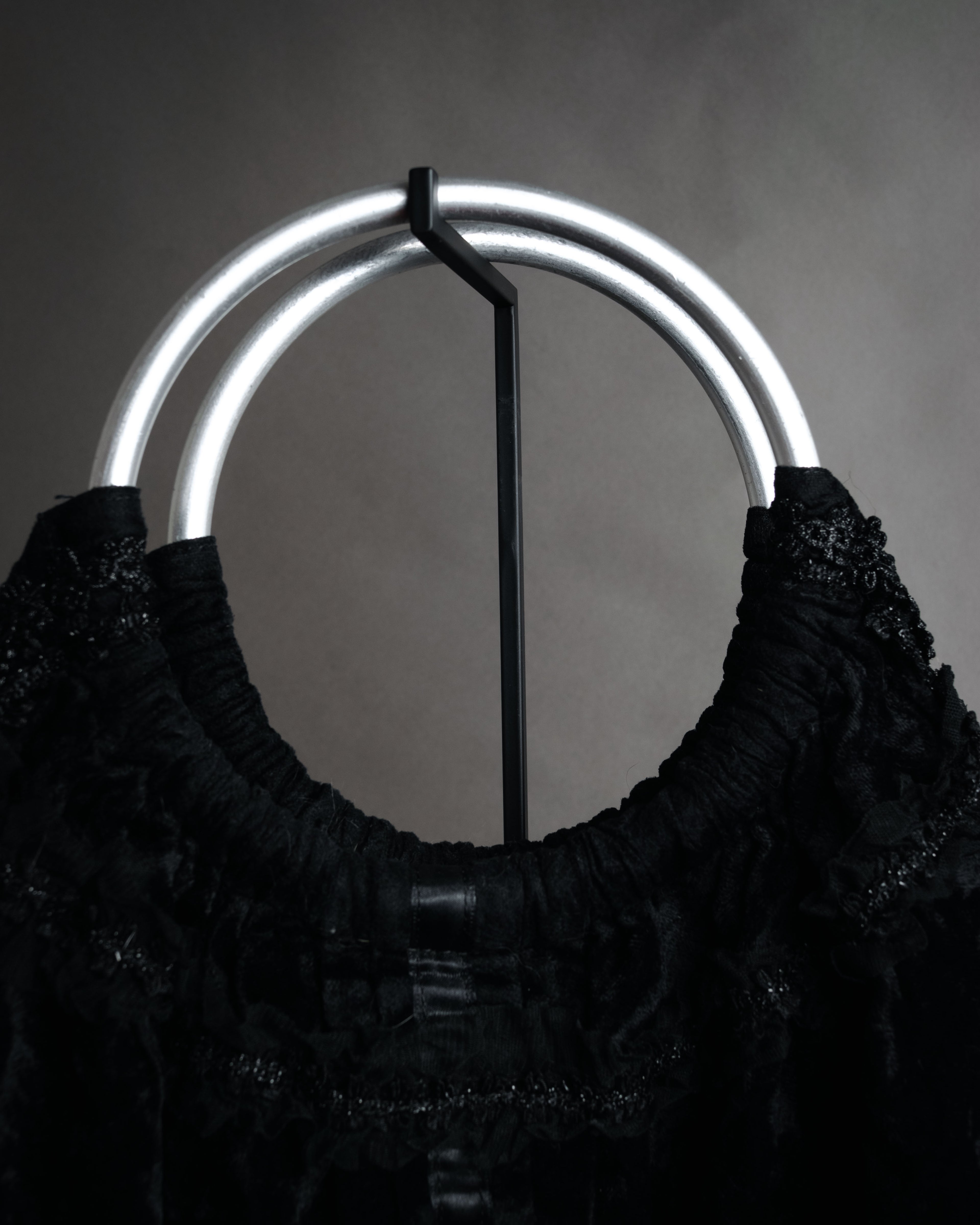 “COMME des GARÇONS” 2005 AW Velvet lace circle handle bag