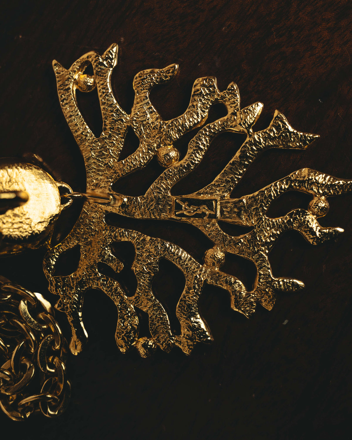 -SPECIAL- "Yves Saint Laurent" 90's-00's Sculptural coral motif crystal pendant necklace